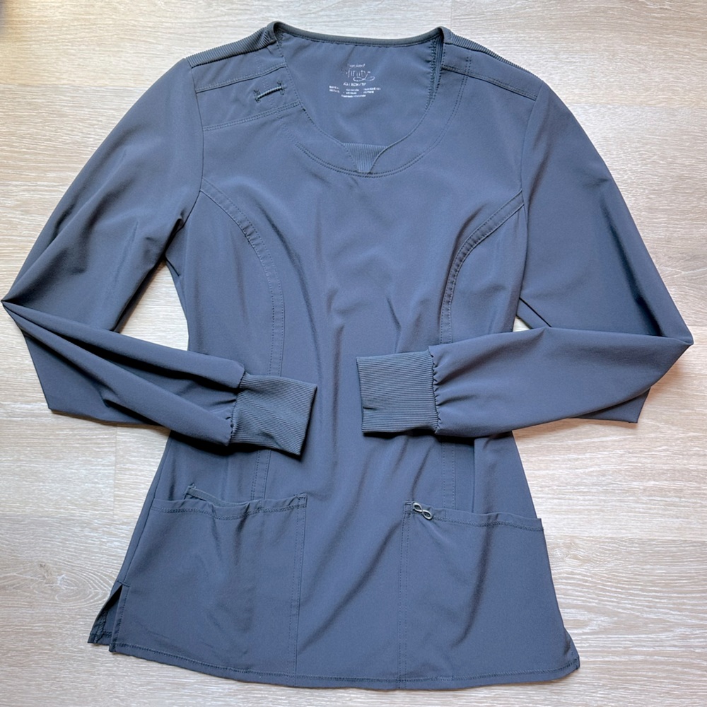Cherokee Infinity Long Sleeve Pewter Scrub Top XS
